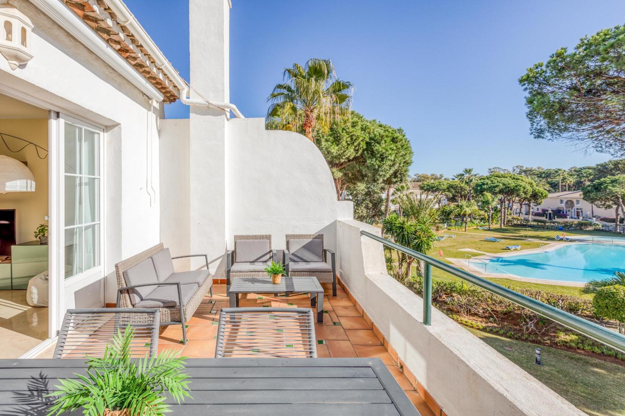 Appartamento Life El Presidente Penthouse Pool View Estepona Esterno foto